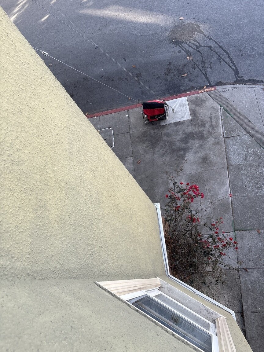 Photo attached to case 202000244599