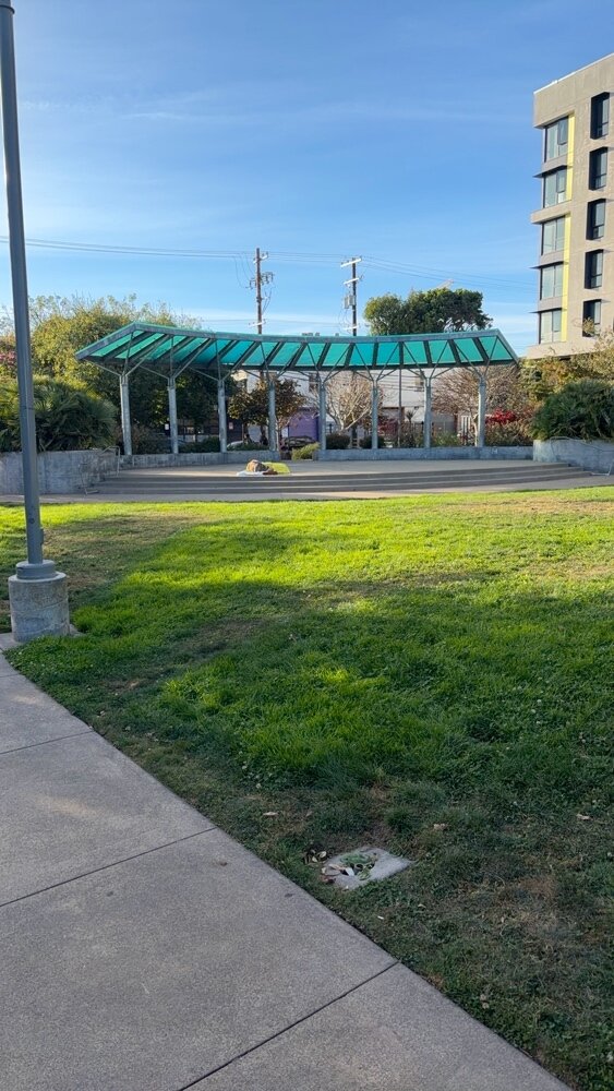 Photo attached to case 202000244753