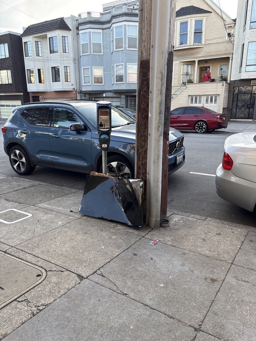 Photo attached to case 202000244770