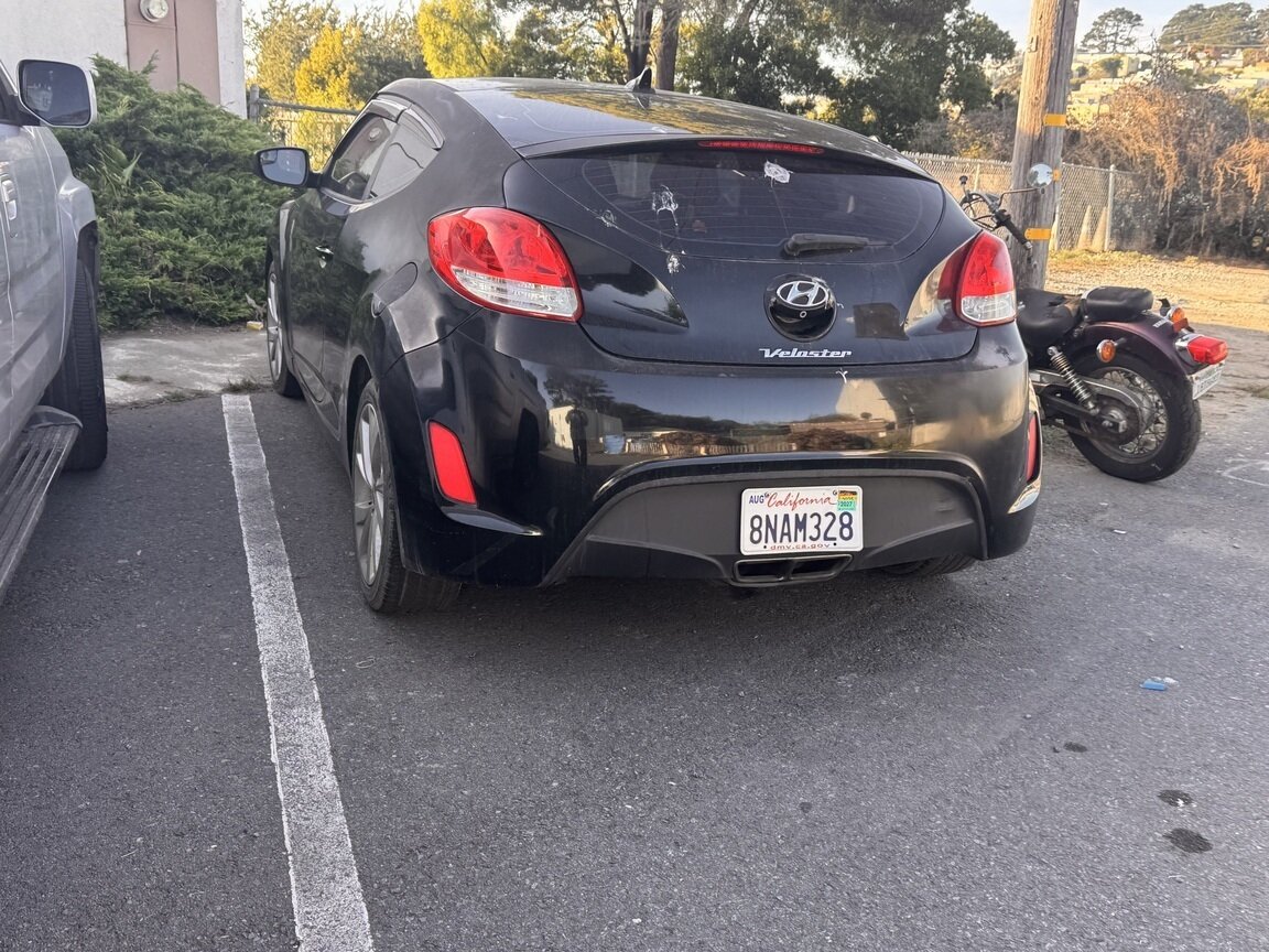 Photo attached to case 202000244780