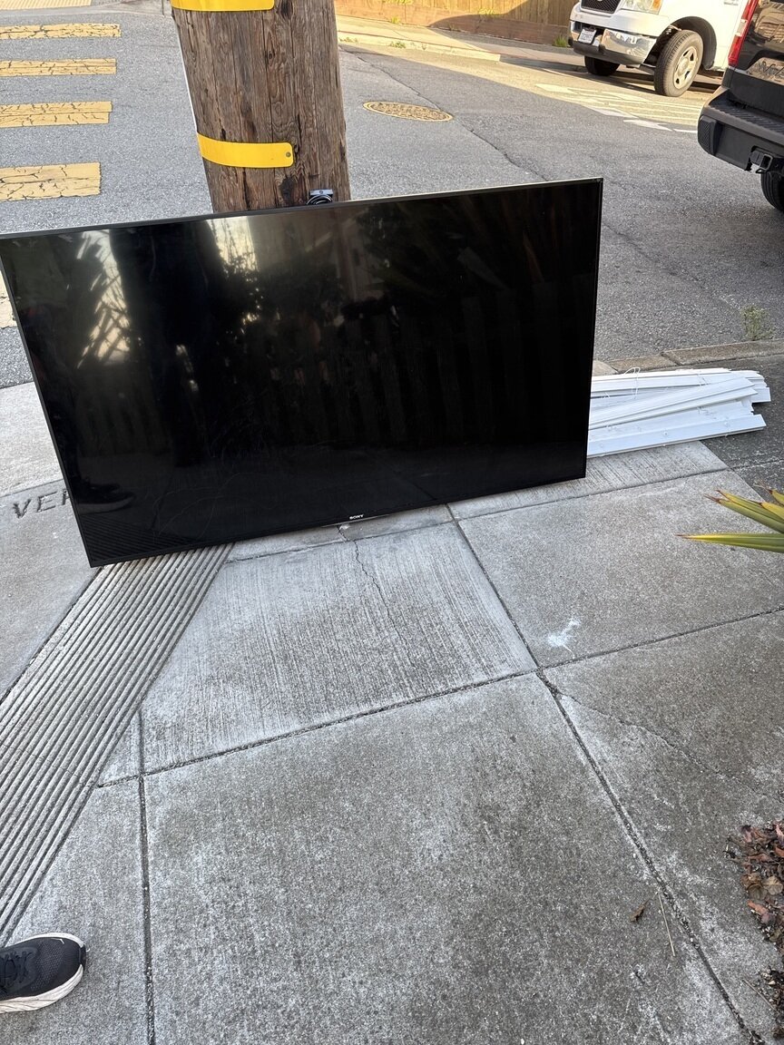Photo attached to case 202000244843