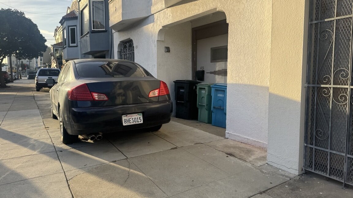 Photo attached to case 202000244993